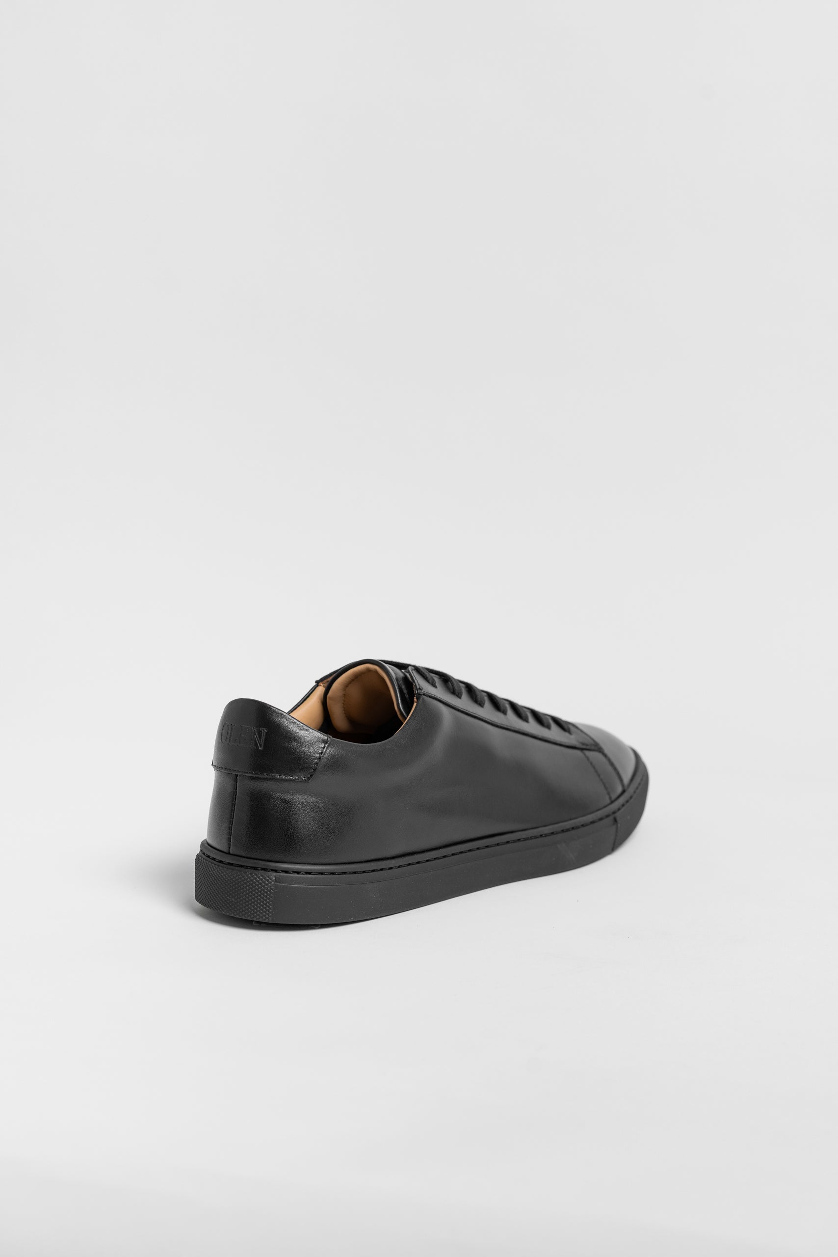 Black Calfskin Città Sneaker with Neutral Calfskin Lining – OLEN